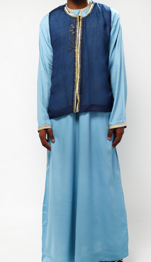 Gilet bleu doré
